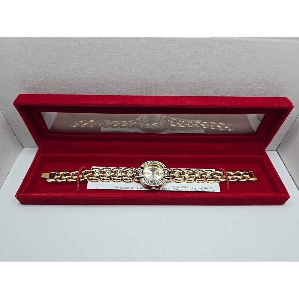 Vintage Elizabeth Taylor Gold Tone Crystal Bracelet Watch Quartz New Battery